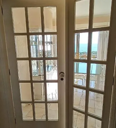 Little Seagull Guest House *